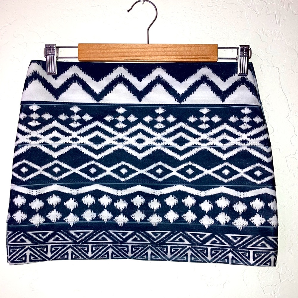 Patterned Bandage Skirt-Navy
